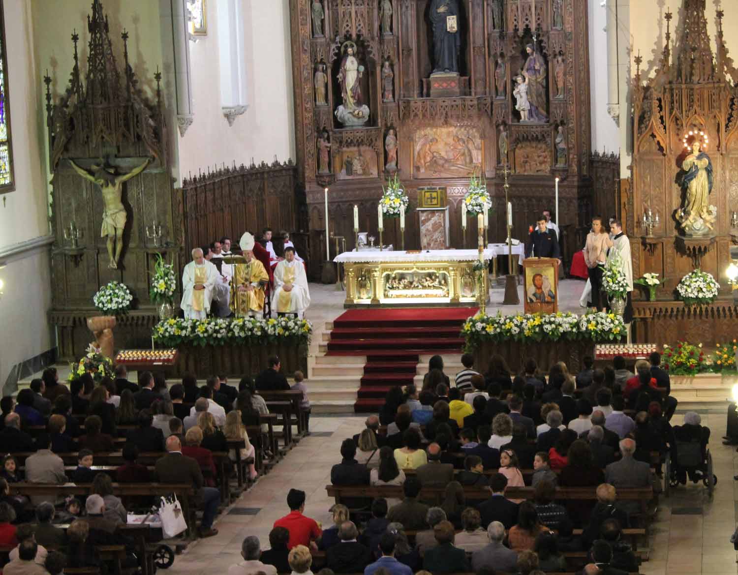 Eucaristía - Parroquia San Ignacio de Loyola · Ponferrada - Horarios